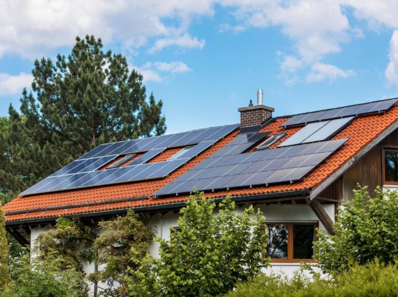 panneaux solaires pour une maison qui veut être autonome